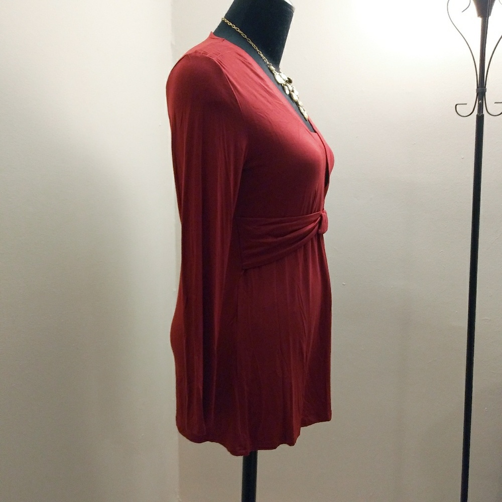 Slimming Rayon Spandex Top - Picture 2 of 2